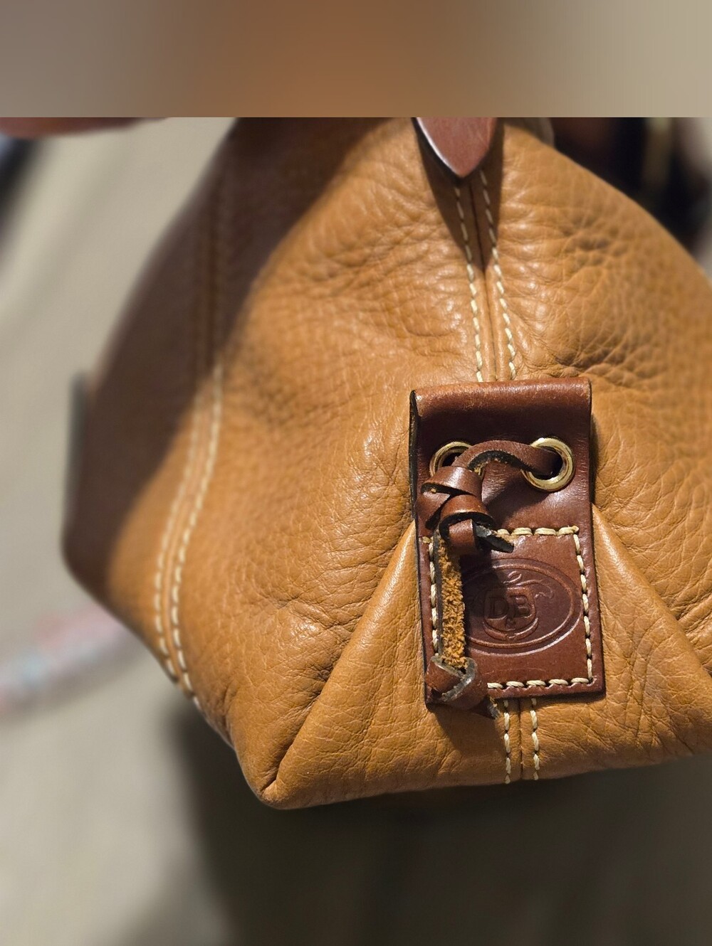 Dooney & Bourke Brown/Tan Pebbled Leather Shoulder Bag with Contrast Trim - Picture 3 of 10